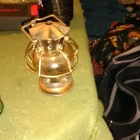 Antique kerosene lamp - Picture 2 of 3
